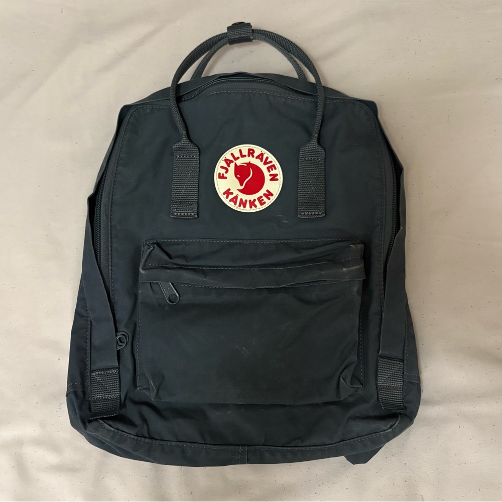 Fjällräven Classic Backpack, Navy Blue, One Size
